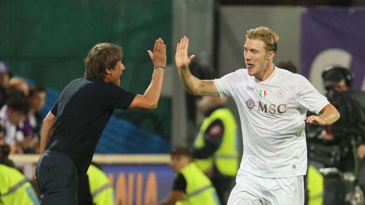 Hojlund 'studente modello': ha memorizzato i movimenti di Conte in 48 ore
