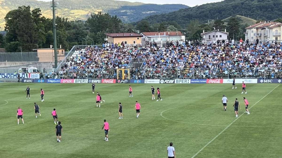 Castel di Sangro, day 9: seduta pomeridiana, esercitazione tecnico-tattica. Out Gilmour, Spinazzola e Buongiorno