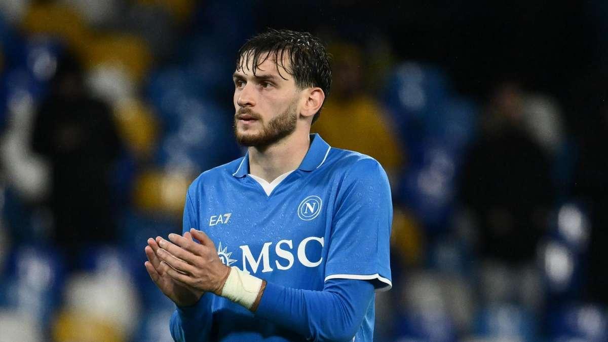 Gazzetta - Conte e il messaggio a Kvara: dovrà lavorare il doppio per tornare titolare