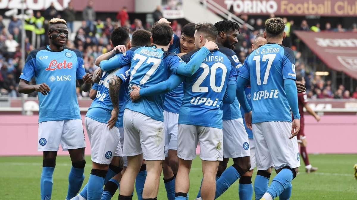 RILEGGI LIVE - Torino-Napoli 0-4 (9', 51' Osimhen, 35' Kvaratskhelia, 68' Ndombele): poker azzurro!