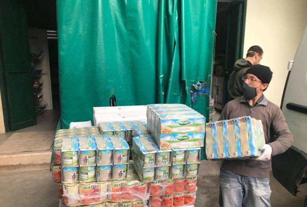 FOTO - "Progetto Aiuta Napoli", grande gesto di solidarietà nel napoletano