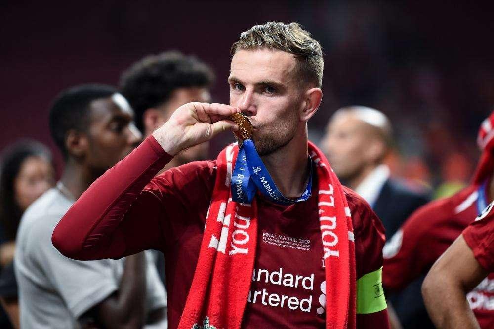 Liverpool, Henderson: "Ci assumiamo le nostre responsabilità, il Napoli al San Paolo è una buona squadra"