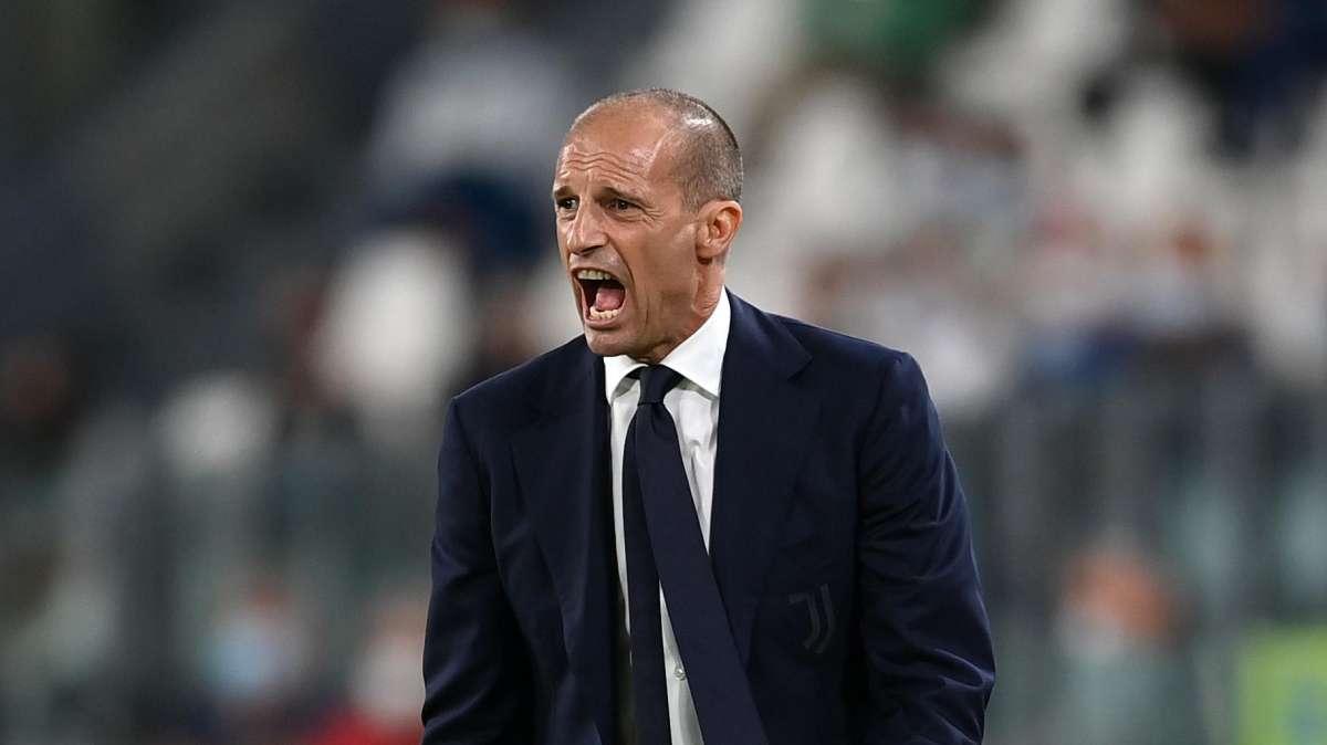 Juve, Allegri in conferenza sbotta: "Ronaldo è il passato, piena fiducia in questo gruppo! Perso contro un bel Napoli"