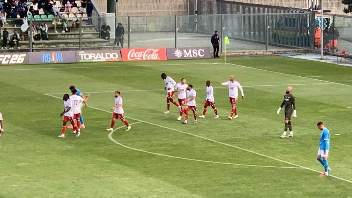 Napoli-Brest 1-2 (29', 33'Ajorque, 64' Lucca): come a Dimaro ko al primo test!