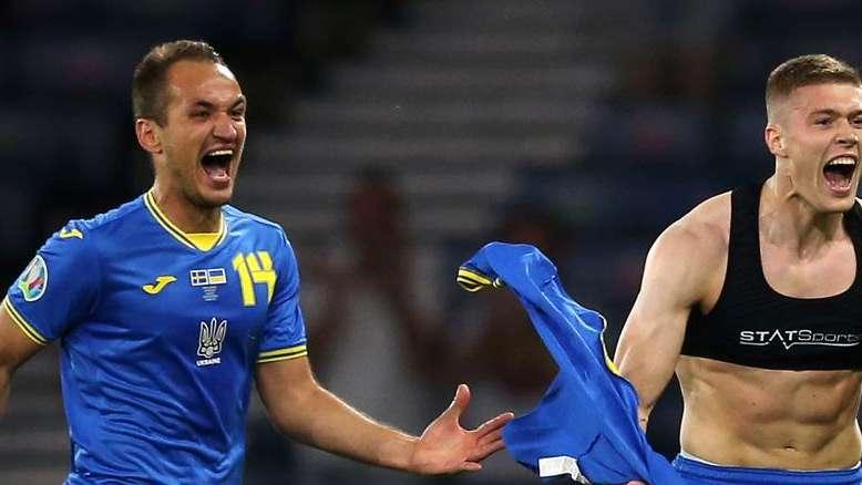 Sky - Il Milan può chiudere Dovbyk, ma aspetta Zirkzee