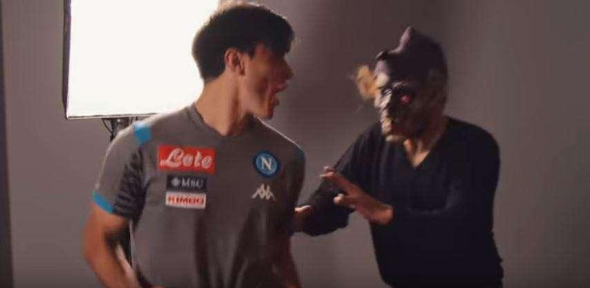 VIDEO - "Happy Halloween", scherzo esilarante del Napoli ai calciatori: che spavento Elmas!