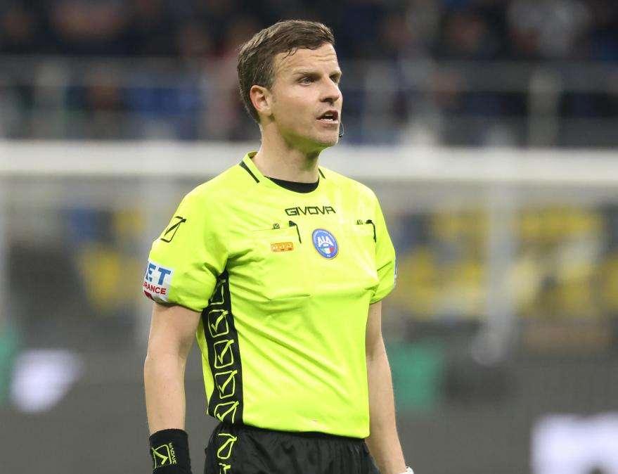 Serie A, le designazioni arbitrali degli anticipi: Atalanta-Milan a La Penna, Abisso per l'Inter