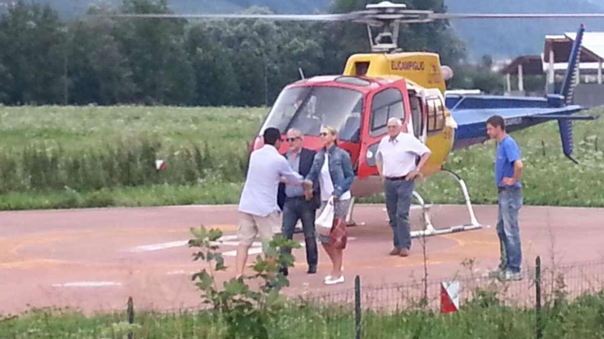 VIDEO - De Laurentiis torna a Dimaro, ecco l'arrivo in elicottero