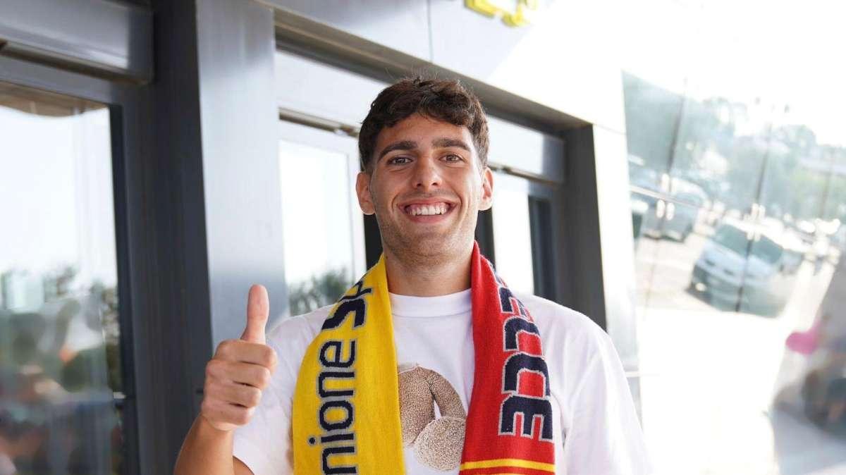 Sky - Fatta per Luis Hasa: è in arrivo a Napoli per le visite mediche