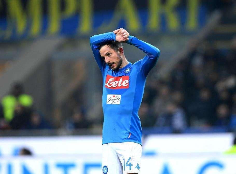 Napoli a lavoro a Castel Volturno senza i nazionali: Sarri fa a meno di dieci uomini
