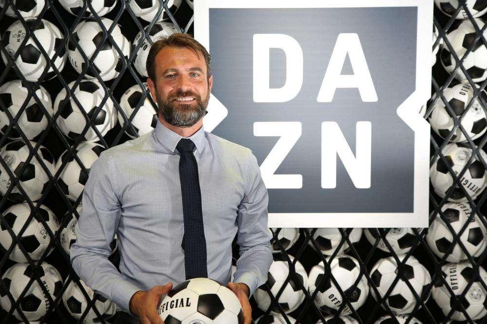 I consigli del Corriere: "Napoli-Milan in tv? Ecco come evitare inconvenienti per la visione su DAZN"