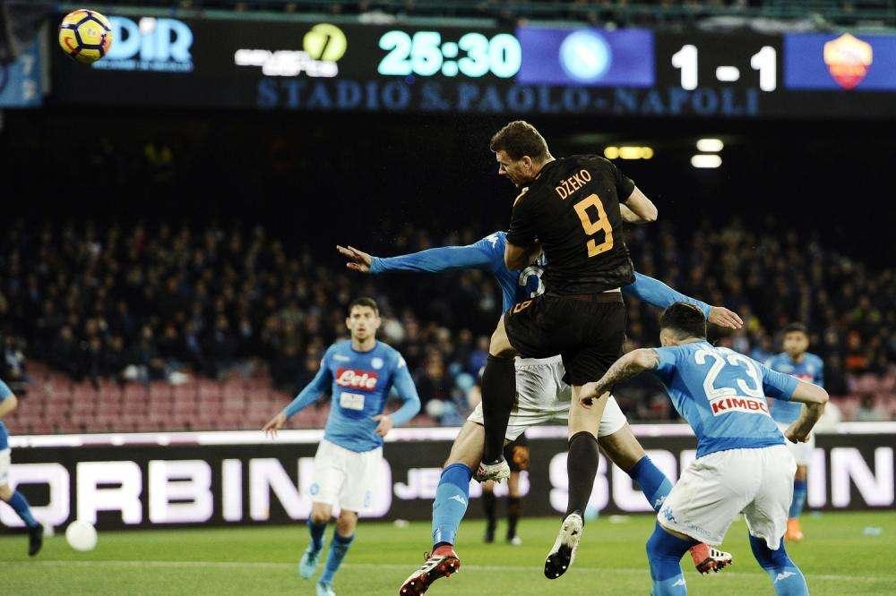 RILEGGI LIVE - Napoli-Roma 2-4 (6' Insigne, 7' Under, 26' Dzeko, 73' Dzeko, 79' Perotti, 90'+2' Mertens): gli azzurri cadono al San Paolo