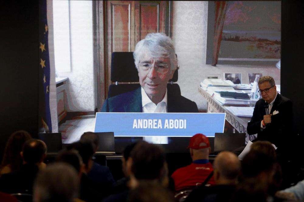 Ministro Abodi chiede aiuto UEFA per gli stadi: "Con Euro2032 premi l'Italia che ha bisogno di fare"