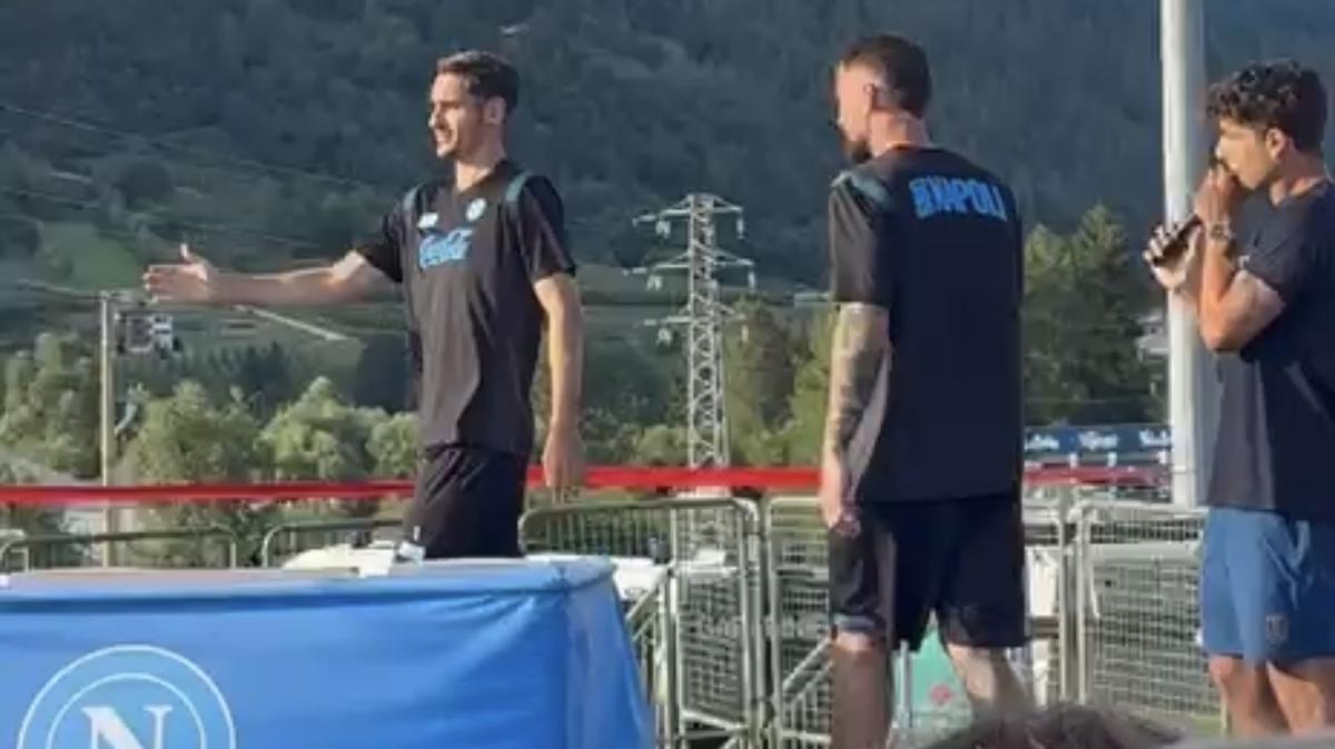 Dimaro, Meret e Contini incontrano i tifosi: bagno di folla per i due portieri
