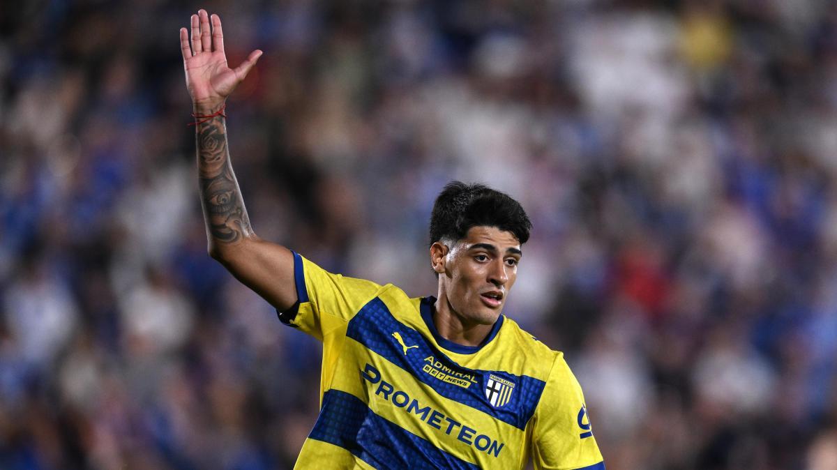 Parma, c'è un gran favorito per sostituire Cuesta. Ma prima deve risolvere con un altro club