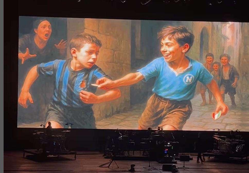 Massive Attack celebrano il Napoli campione: versione elettronica di “Primo agosto pioveva”