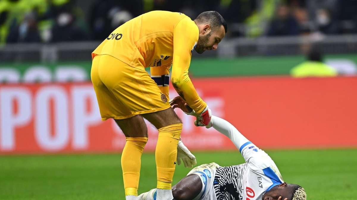 L'Inter vicina a Osimhen: "Forza campione, ti aspettiamo presto in campo!"