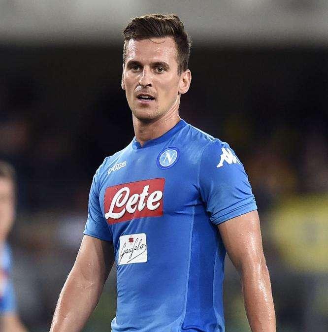VIDEO - La perla di Milik e la classe di Insigne: rivedi i gol e le azioni di Napoli-Crotone