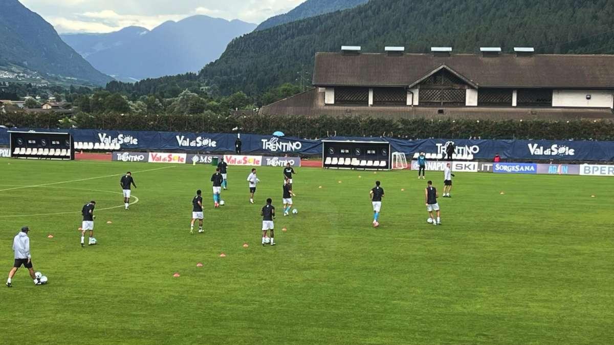 Dimaro, day 11: ultima seduta, esercitazione tattica e ripetute. Buongiorno corre in gruppo, out Anguissa e Simeone