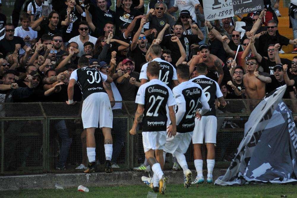 UFFICIALE - Allarme Coronavirus, rinviata la partita di Serie B tra Ascoli e Cremonese