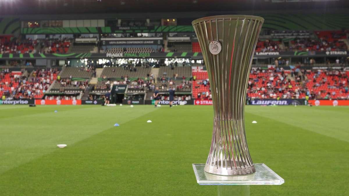 Attenzione Napoli, l’Uefa chiarisce: “Se la Fiorentina vince, in Conference non va la 9ª!”