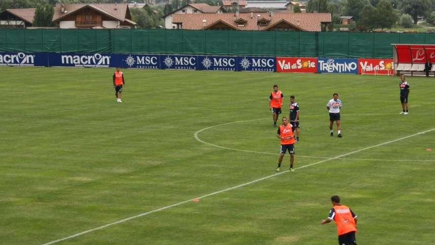 Mazzarri, un martello: si cura ogni particolare. Oggi arriva De Laurentiis