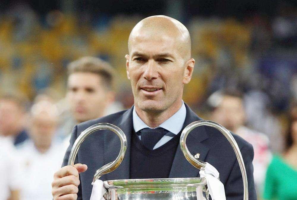 Zidane svela: "Ho imparato tanto da Lippi. Futuro? Mi piacerebbe allenare in Italia"