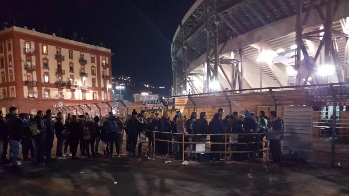 Napoli-Pisa, bollettino Polizia Locale: 104 veicoli prelevati, sanzionati 8 parcheggiatori