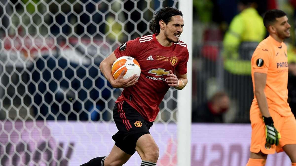 Cavani si adegua a Ronaldo: il Matador costretto a cambiare numero di maglia