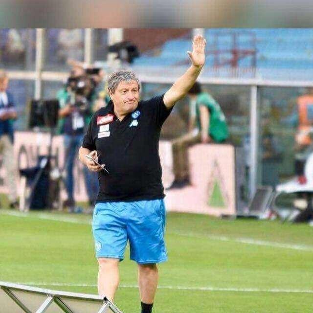 FOTO - Napoli verso Monaco per il Bayern: Starace s'immortala in volo con un azzurro