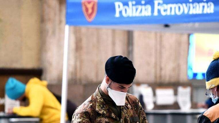 Coronavirus, tutto sulla fase 2: da imprese e negozi a bar, ristoranti e palestre, le ultime