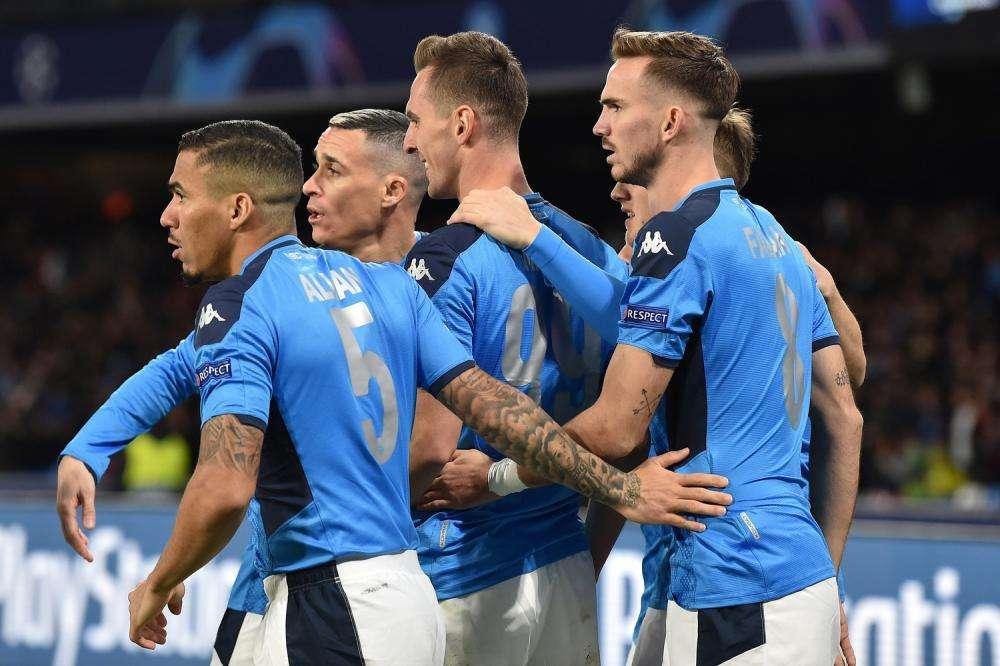 TvLuna - Napoli in ritiro! Gli azzurri passeranno la notte a Castel Volturno