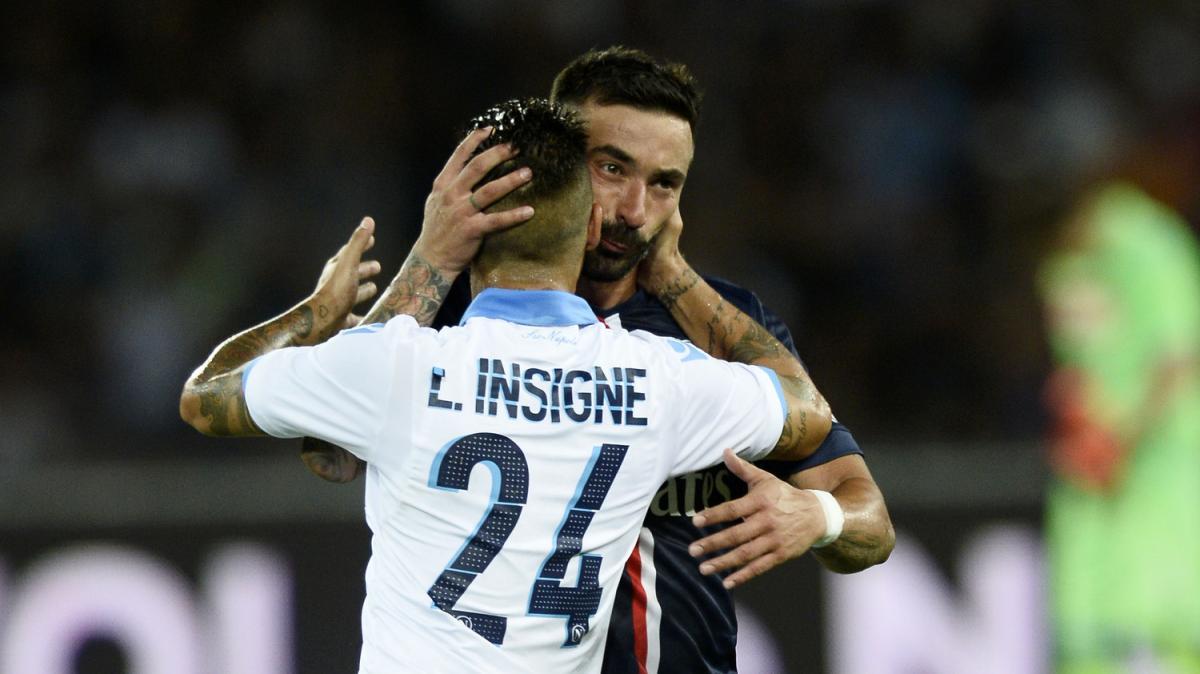 Lavezzi: "A Napoli passai col rosso, la polizia mi inseguì! Invece di multarmi, mi scortarono..."