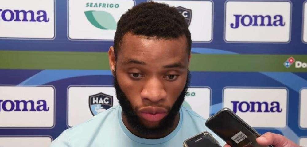 Ag. Moukoudi: "Come si fa a dire no a Napoli e ad Ancelotti! Agli azzurri piace, ma vuole prima fare un anno in Ligue 1"