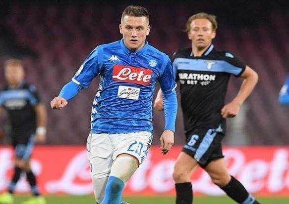 FOTO - Zielinski celebra la vittoria sui social: "Grande partita e tre punti!"