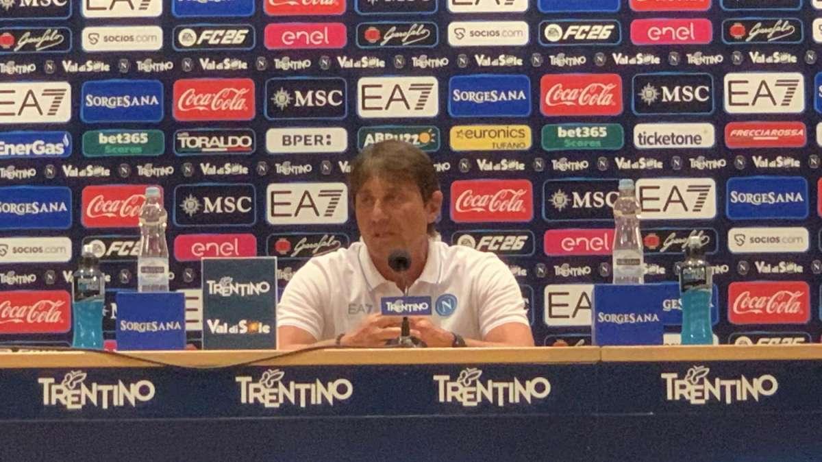 Conte sui nuovi: "De Bruyne alza il livello, gli altri bravi ma servono anche per il futuro"