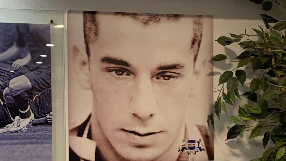 Due anni dalla scomparsa di Vialli: mostra dedicata e omaggio Samp sui social