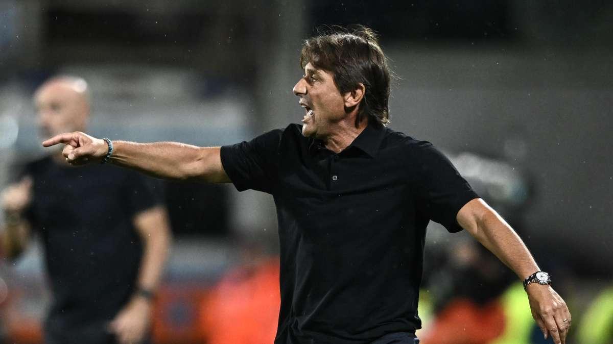 Verso City-Napoli, Sky: "Bel gesto di Conte stamattina. Due dubbi di formazione"
