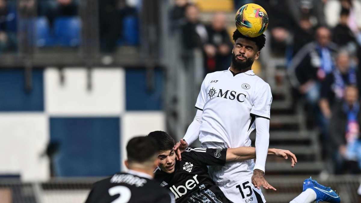 Billing celebra il debutto sui social: "Risultato fa male, ma fiero per la mia prima partita"
