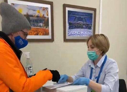 VIDEO - Coronavirus, iniziativa dello Zenit: vaccino gratis a chi va alla partita
