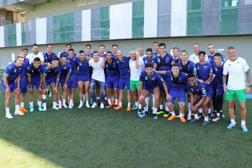 FOTO - Fabiàn risponde e saluta i suoi ex compagni: "Mi mancherete, vi auguro il meglio!"