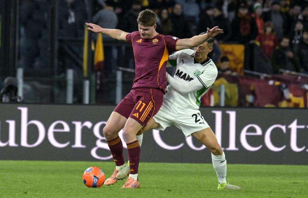 Accostato al Napoli, si ferma anche Ferguson della Roma: la punta va ko 