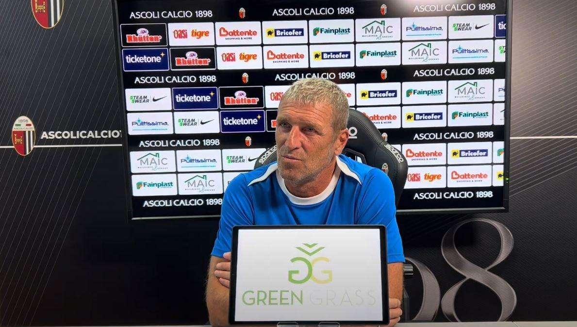Carrera esalta Conte: "La sua specialità è ricostruire dalle macerie"