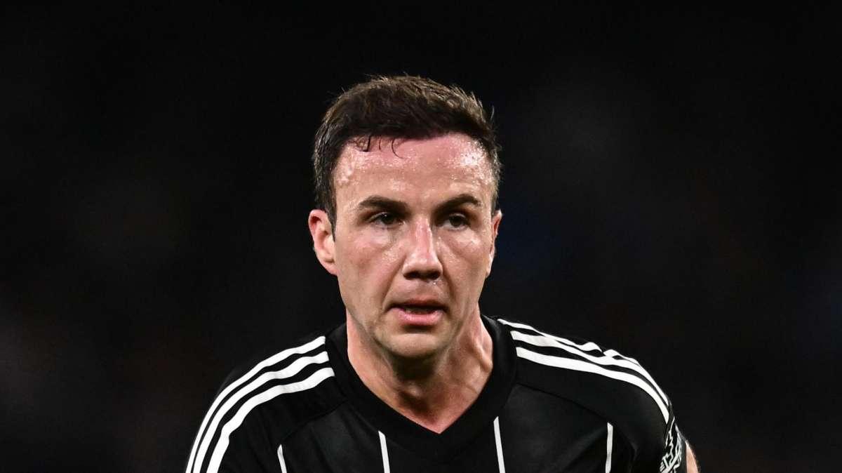 Chi al posto di Lang? Il Mattino: "Spunta anche Gotze ed un talento dello Sporting"