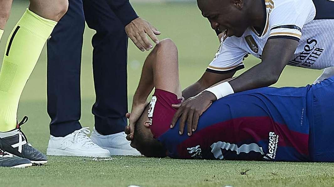 As - Barcellona, Ferran Torres salta l'andata col Napoli! La prima diagnosi