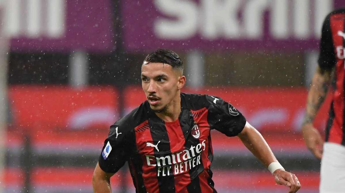 Milan, Bennacer al 45': "E' vero che soffriamo un po', ma col Napoli è così! Teniamo le posizioni"
