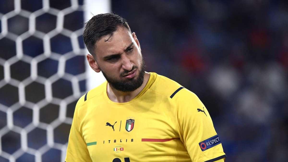 Donnarumma è sempre più un caso al PSG: anche stasera è in panchina 
