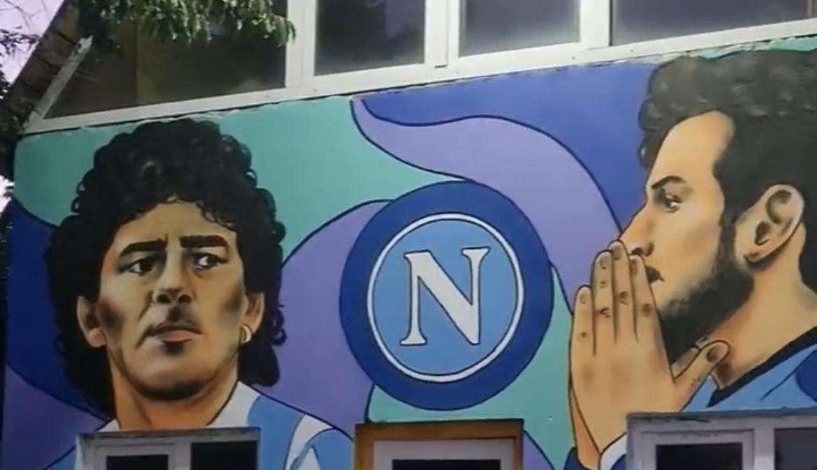 VIDEO - Napoli-Georgia, legame sempre più forte: splendido murale con Kvara e Maradona