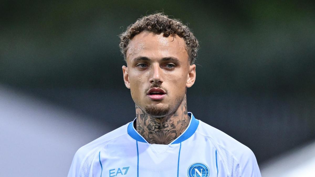 Ajax-Lang, ancora nessuna offerta ufficiale: la richiesta del Napoli