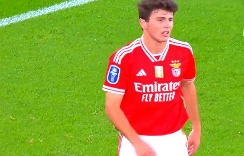 Psg riflette su Osimhen e intanto chiude per Joao Neves: affare da 70mln 